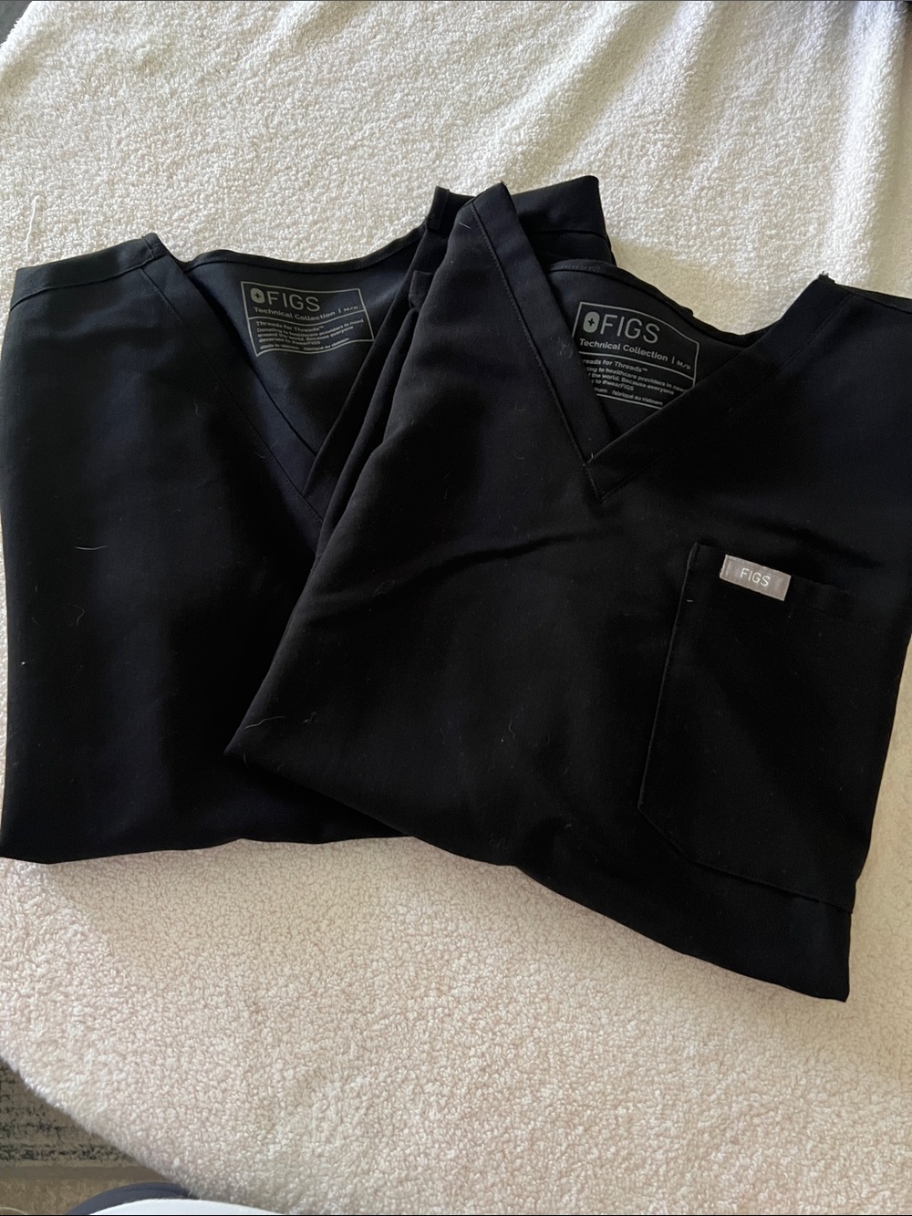 Figs scrub tops